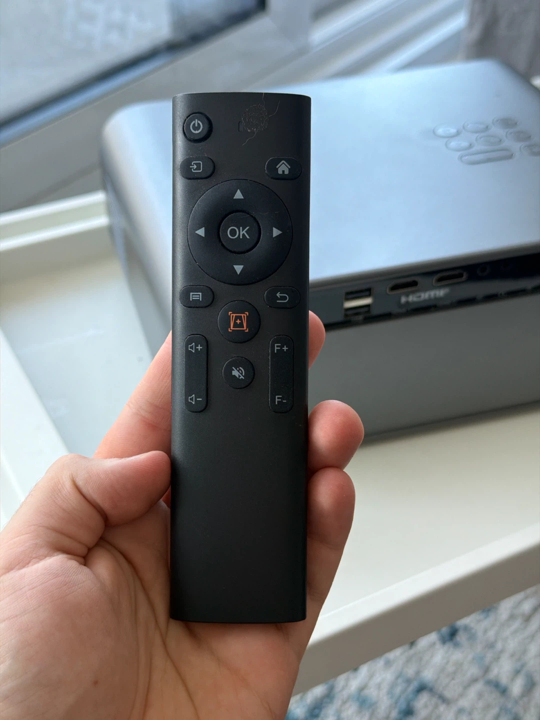 Yaber Pro V9 Projector - photo 4