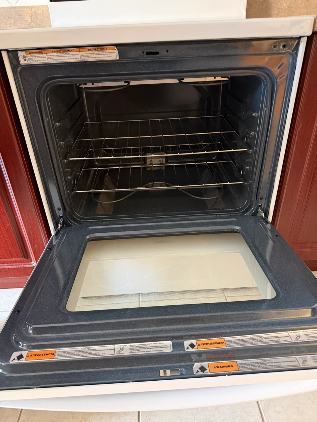 Whirlpool White Electric Range - photo 3