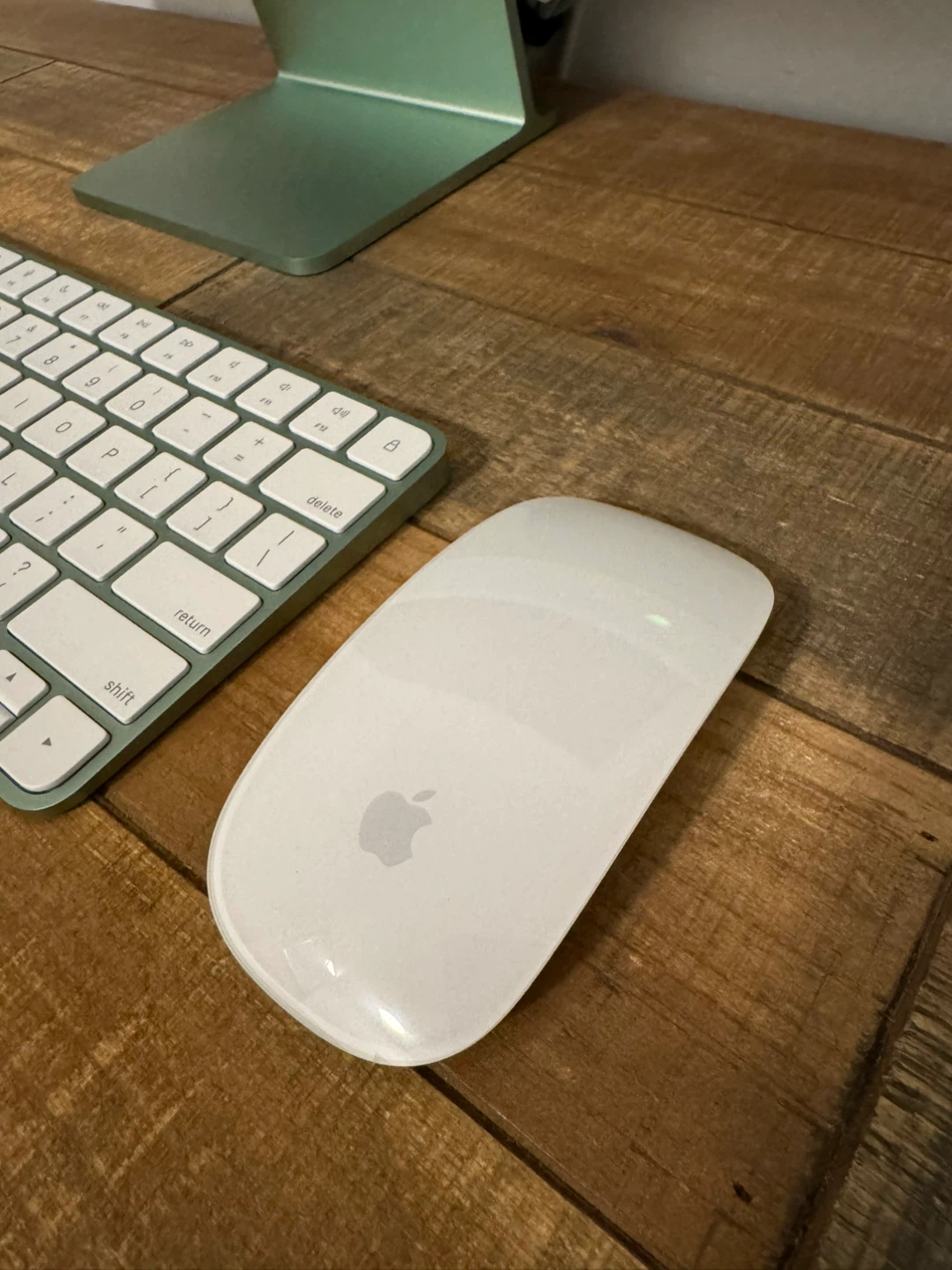 iMac 24-inch with M1 chip, 16GB RAM, 256gb SSD, April 2023 - photo 3