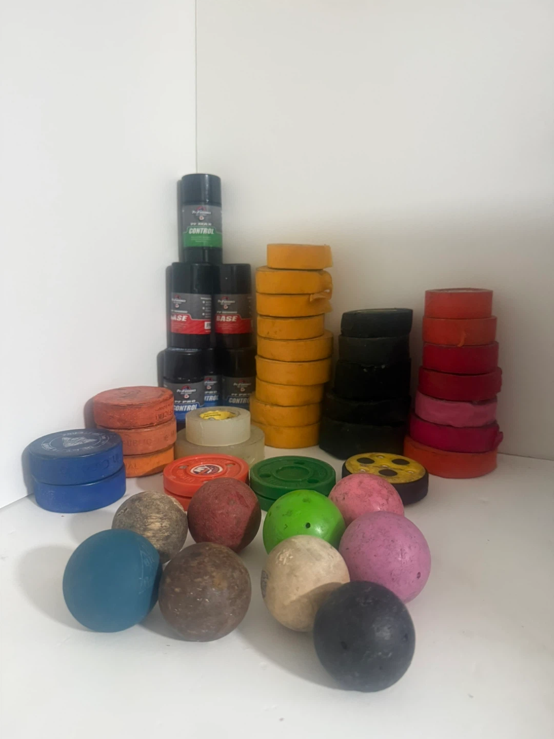 ProFormance Hockey Wax and Training Puck Set