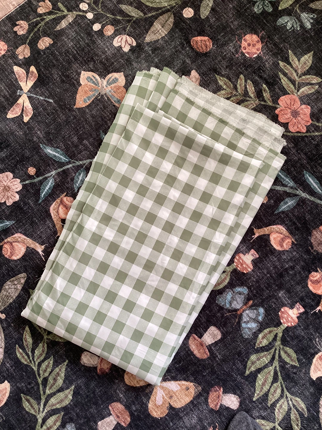 Green and White Gingham Fabric (Trade)