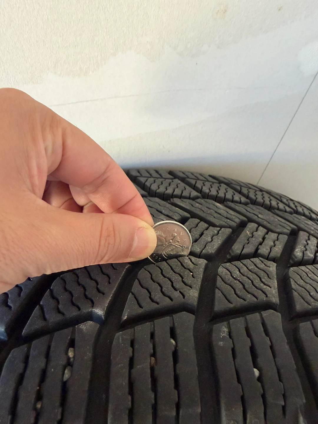 Set of 4 Michelin X-Ice Snow SUV Winter Tires - photo 5