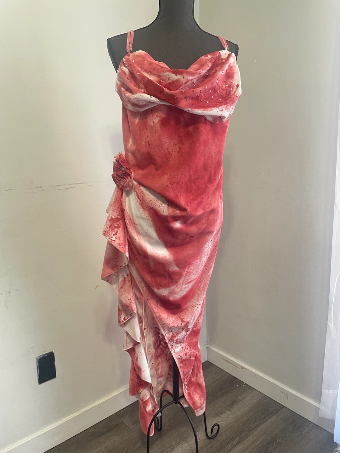 Halloween/Carrie Inspired Prom Dress costume size 2XL