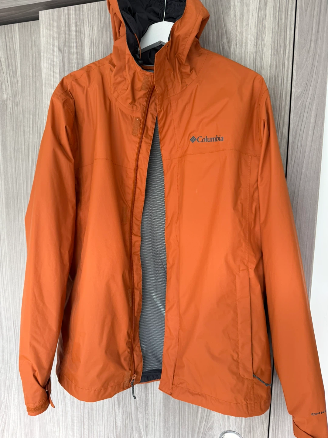 Columbia Omni-Tech Rain Jacket - Orange - Size M