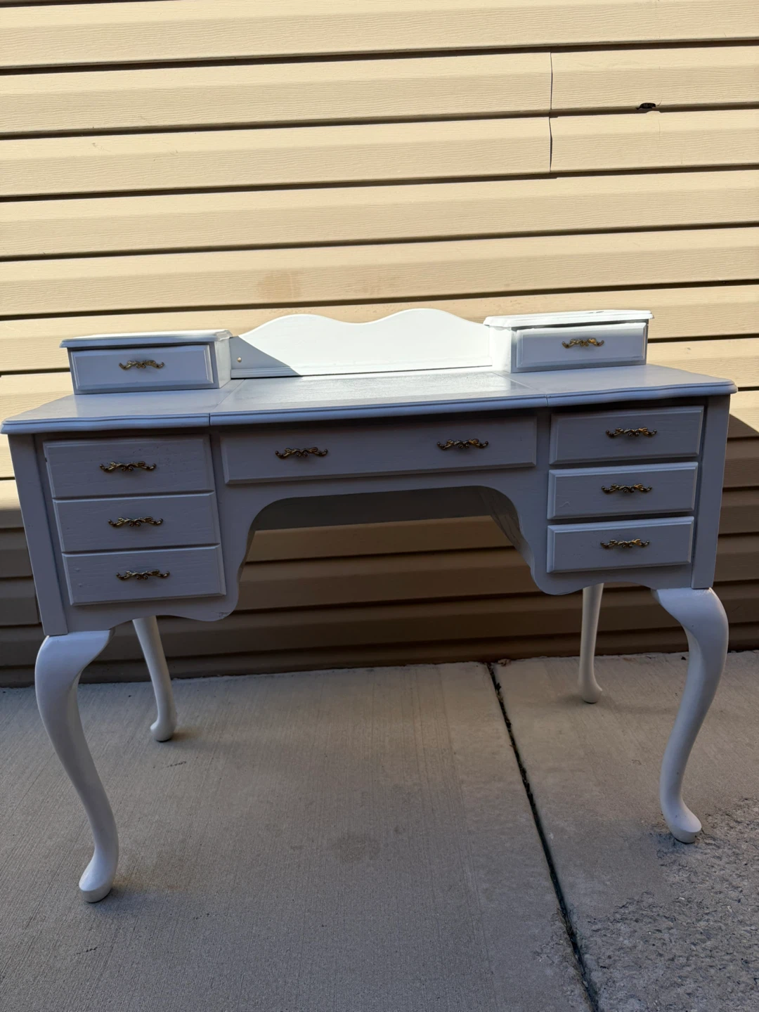 White Vanity Dressing Table - photo 2