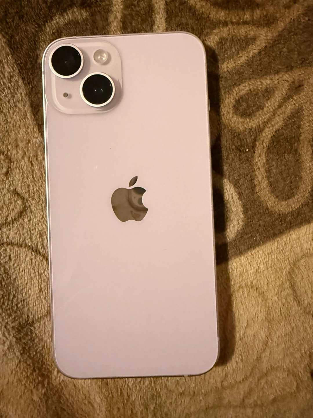 Apple iPhone 14 purple