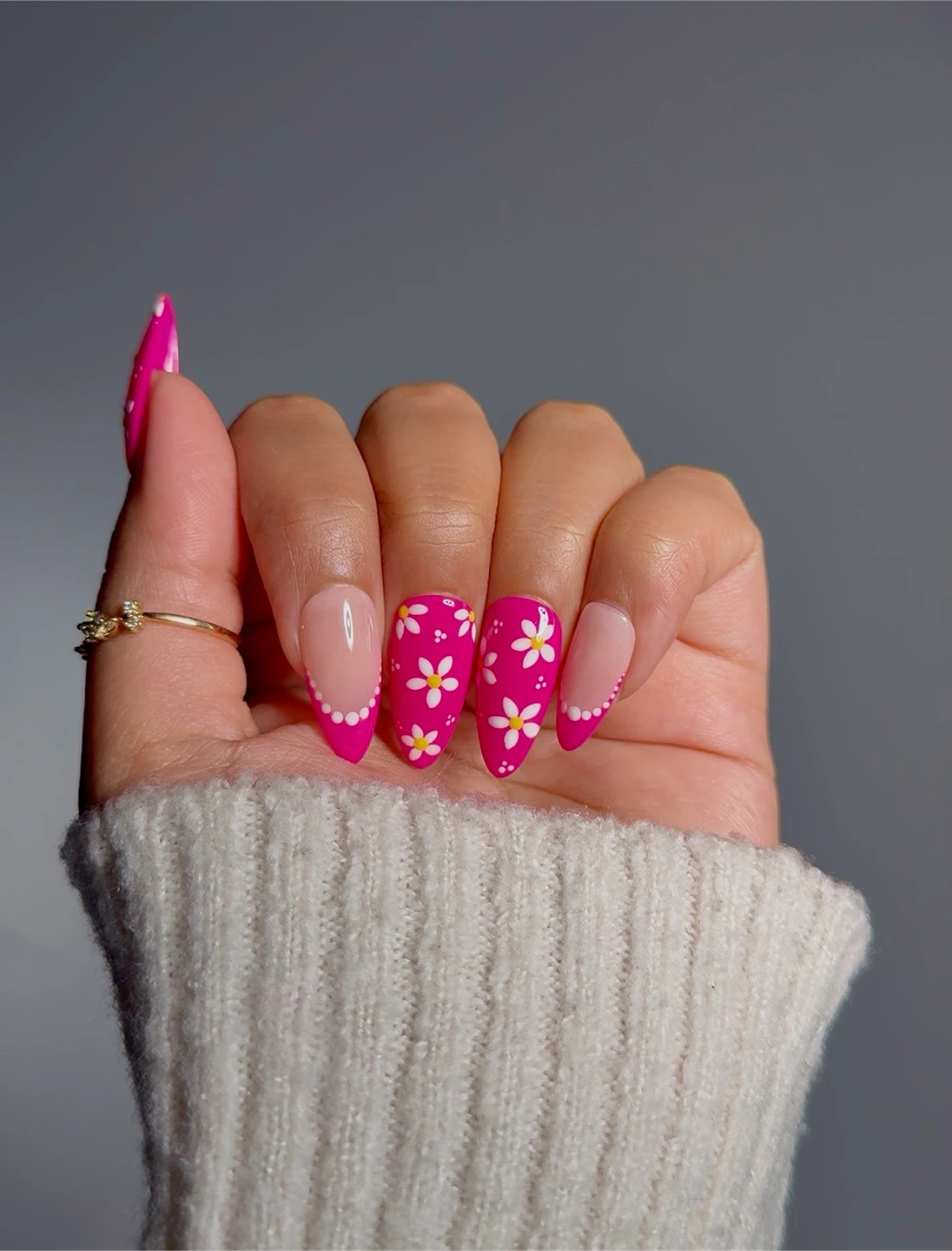 Pretty floral nail extensions✨ - photo 2