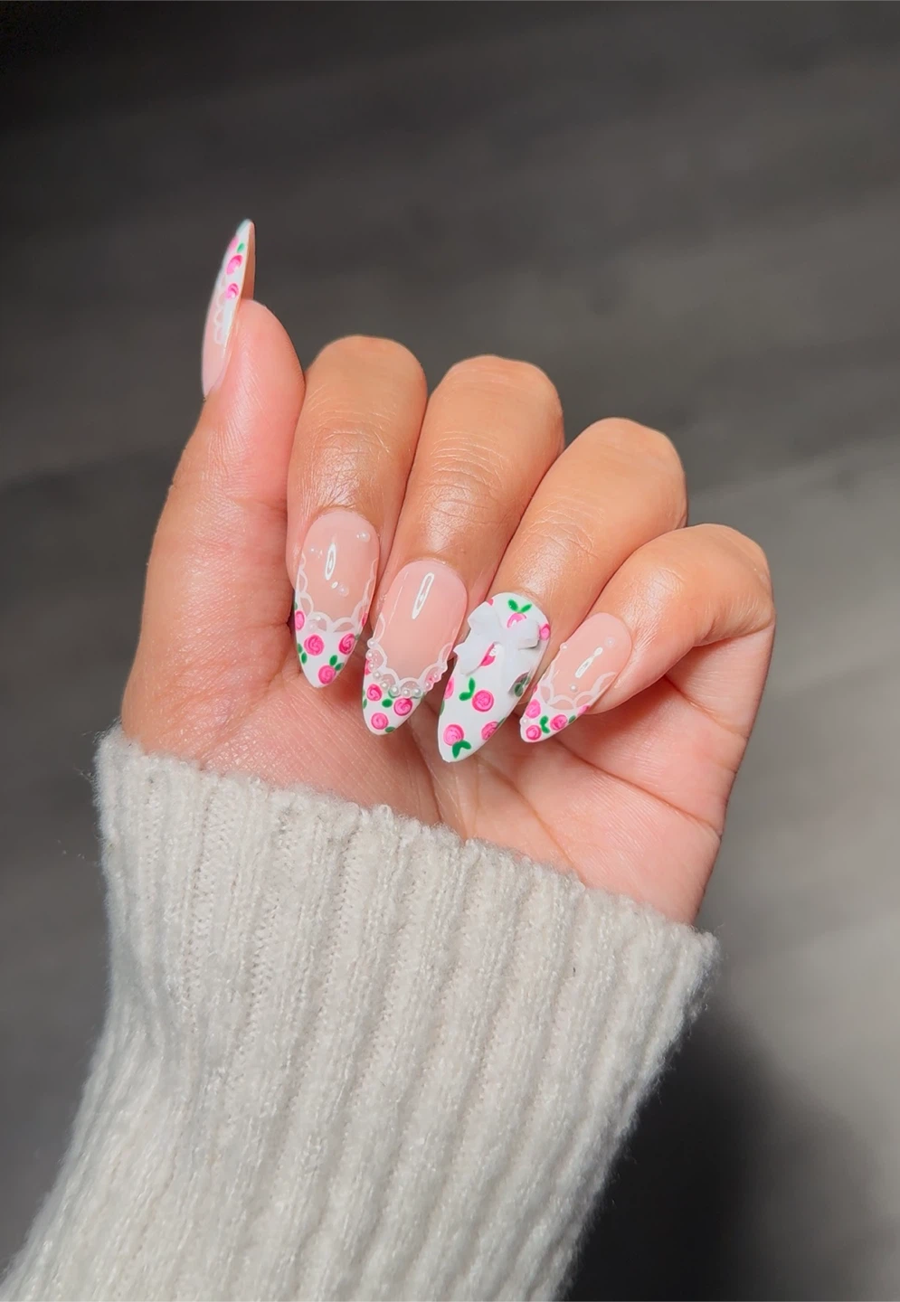 Pretty floral nail extensions✨ - photo 3
