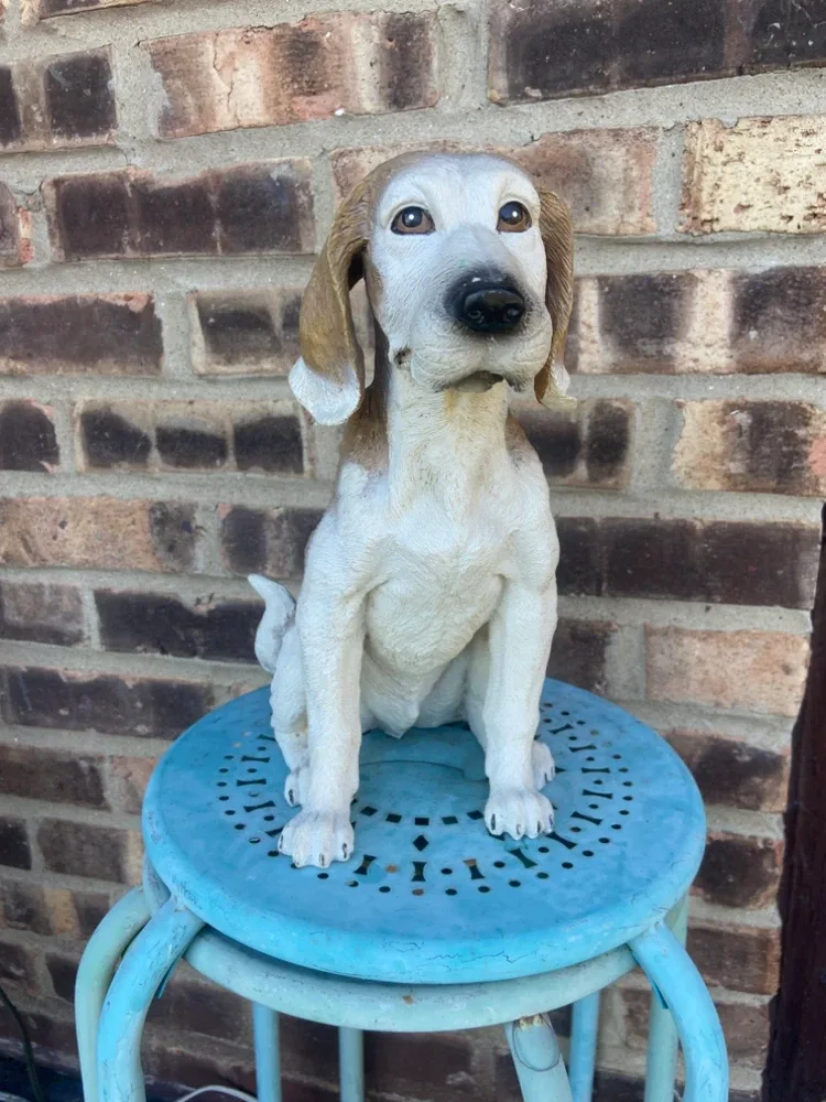 Beagle Dog Statue