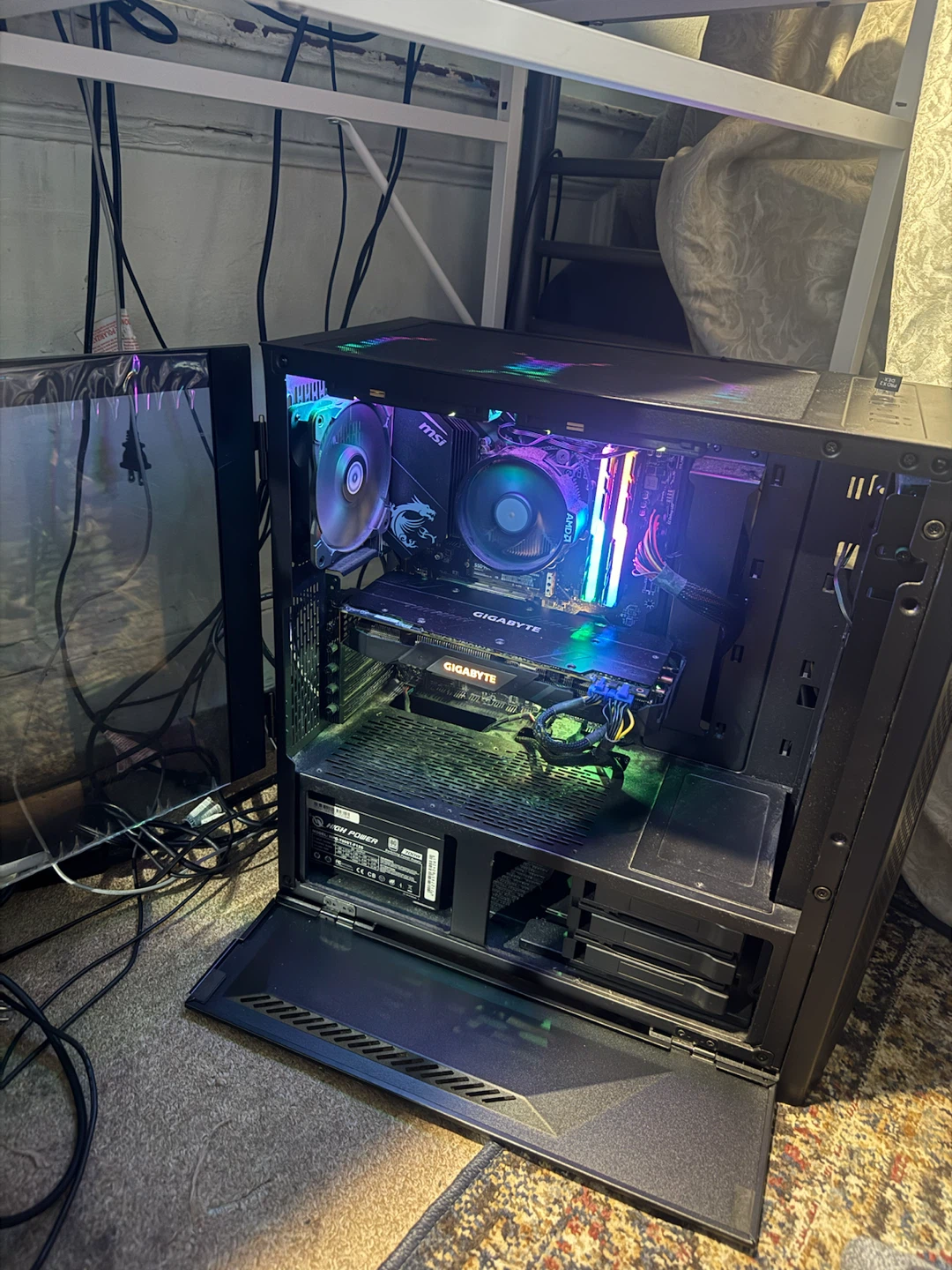 Custom Gaming Desktop PC with RGB Lighting - photo 3