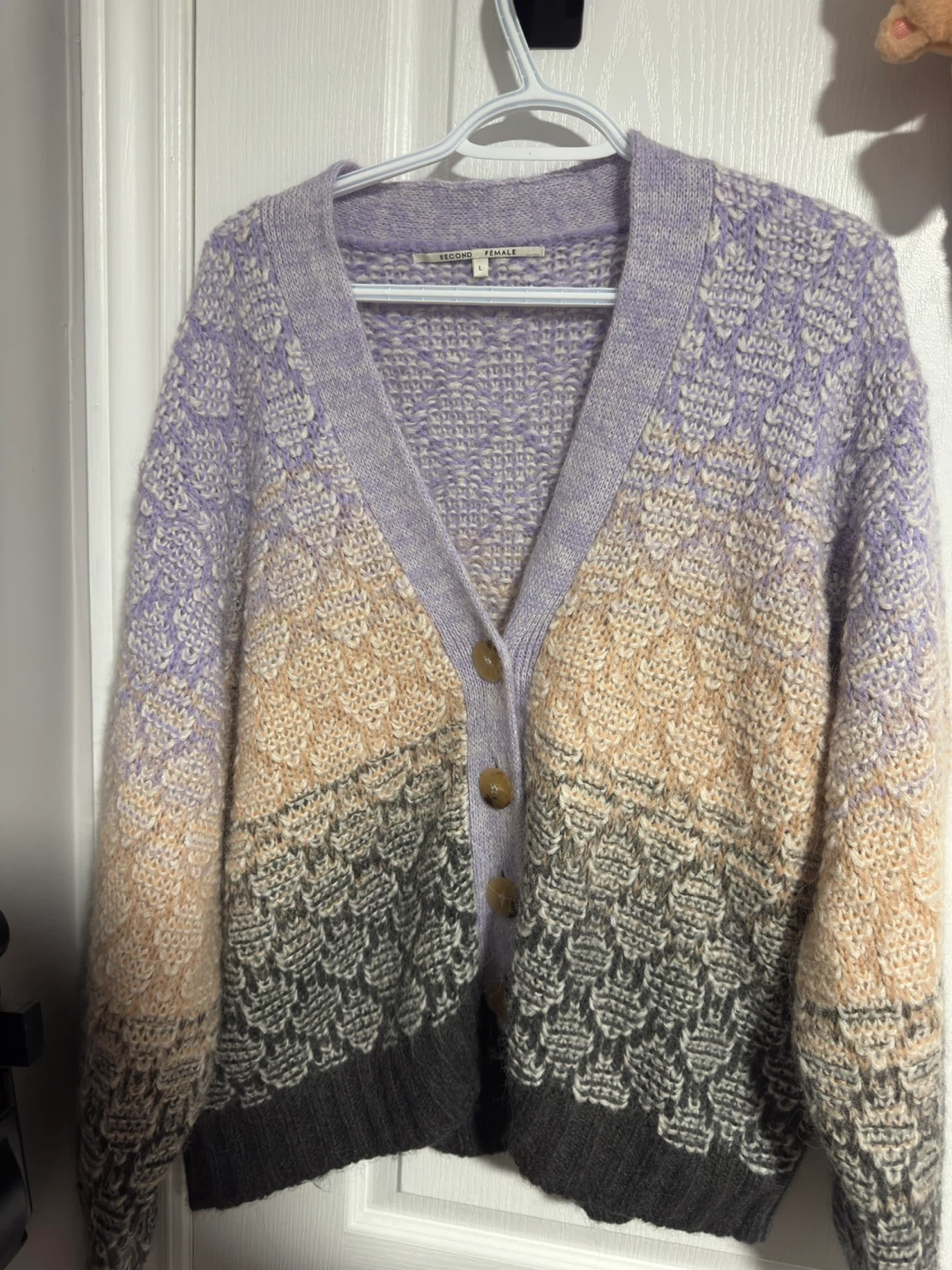 Second Female Ombre Cardigan (L)