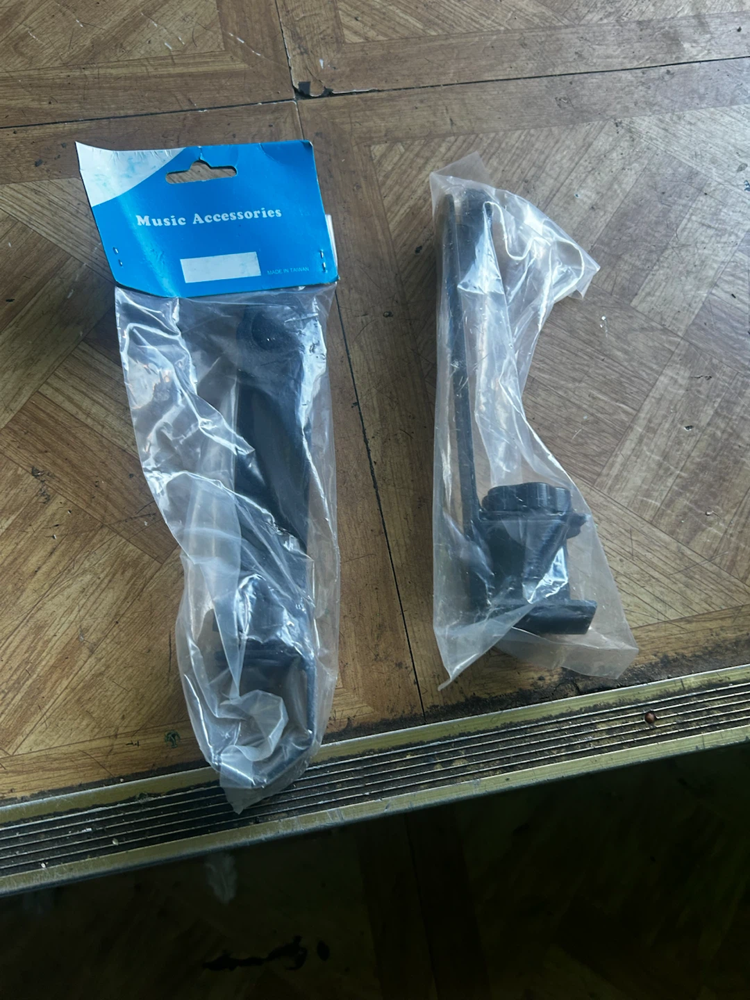 Two Music Accessories Microphone Bars - photo 2