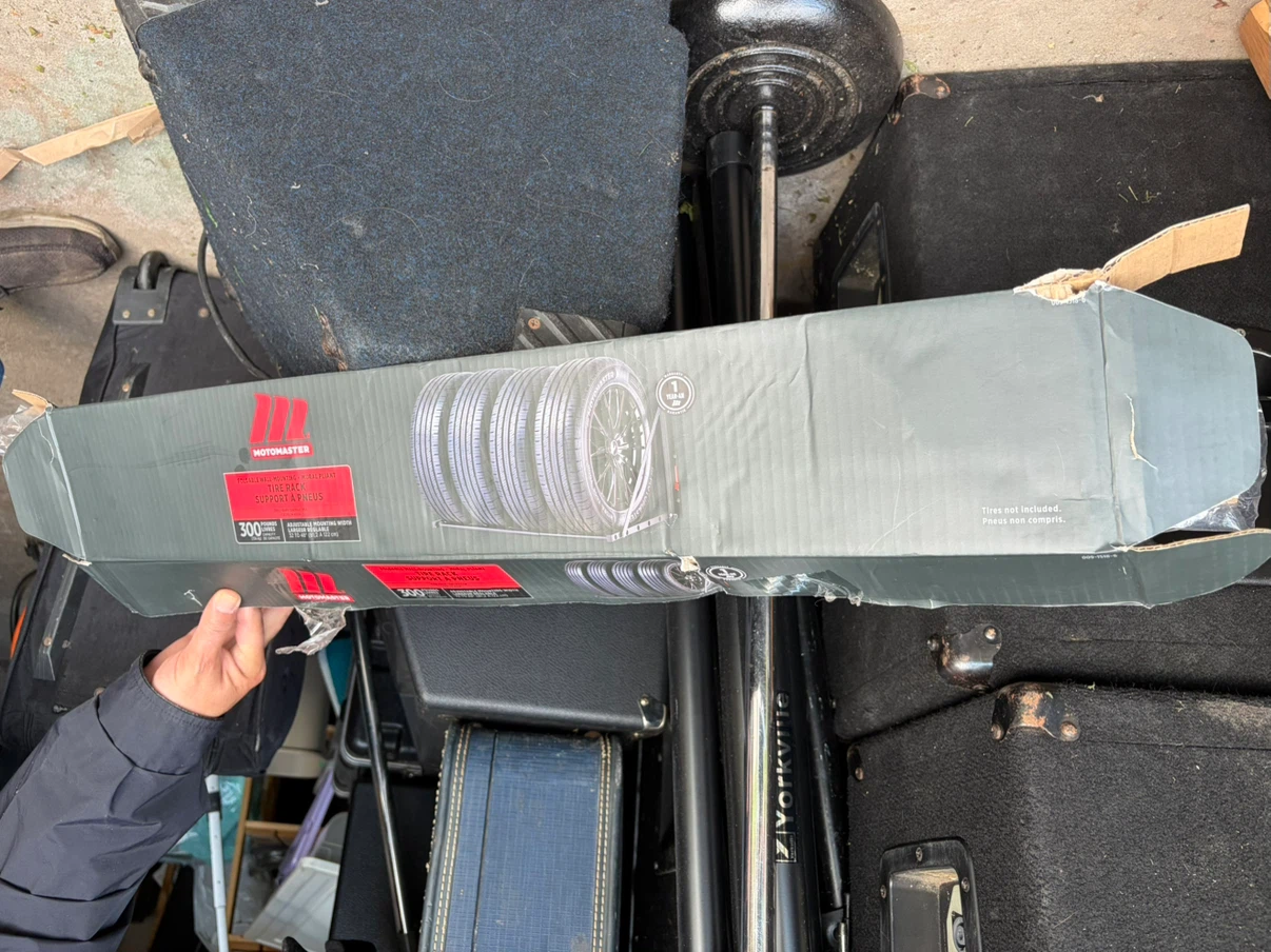 MotoMaster Foldable Wall-Mounting Tire Rack