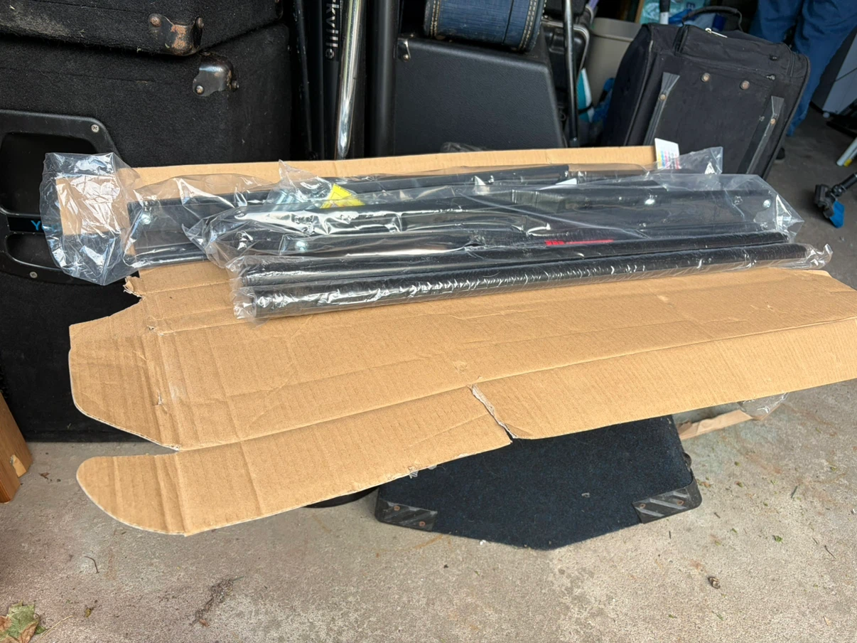 MotoMaster Foldable Wall-Mounting Tire Rack - photo 2