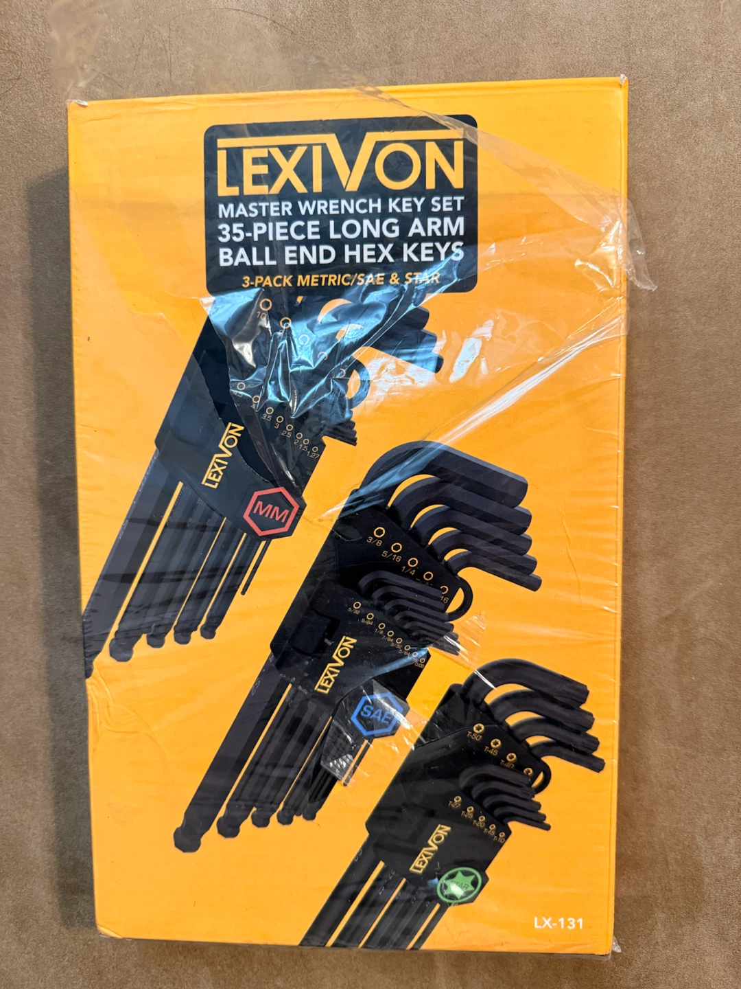 Bag, Steering lock, Allen Wrench set key and Pillows - photo 4