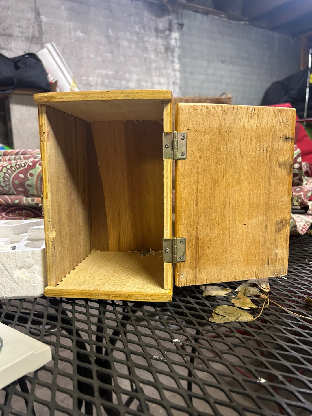 Vintage Monocular Microscope with Wooden Storage Case - photo 2