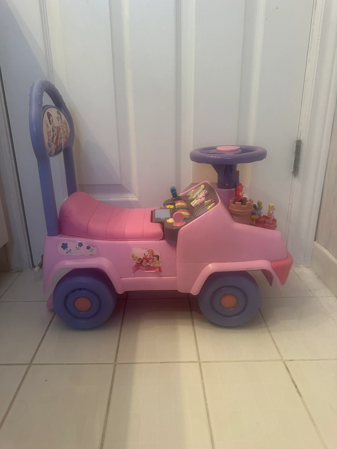 Disney Princess Ride-On Toy - photo 2