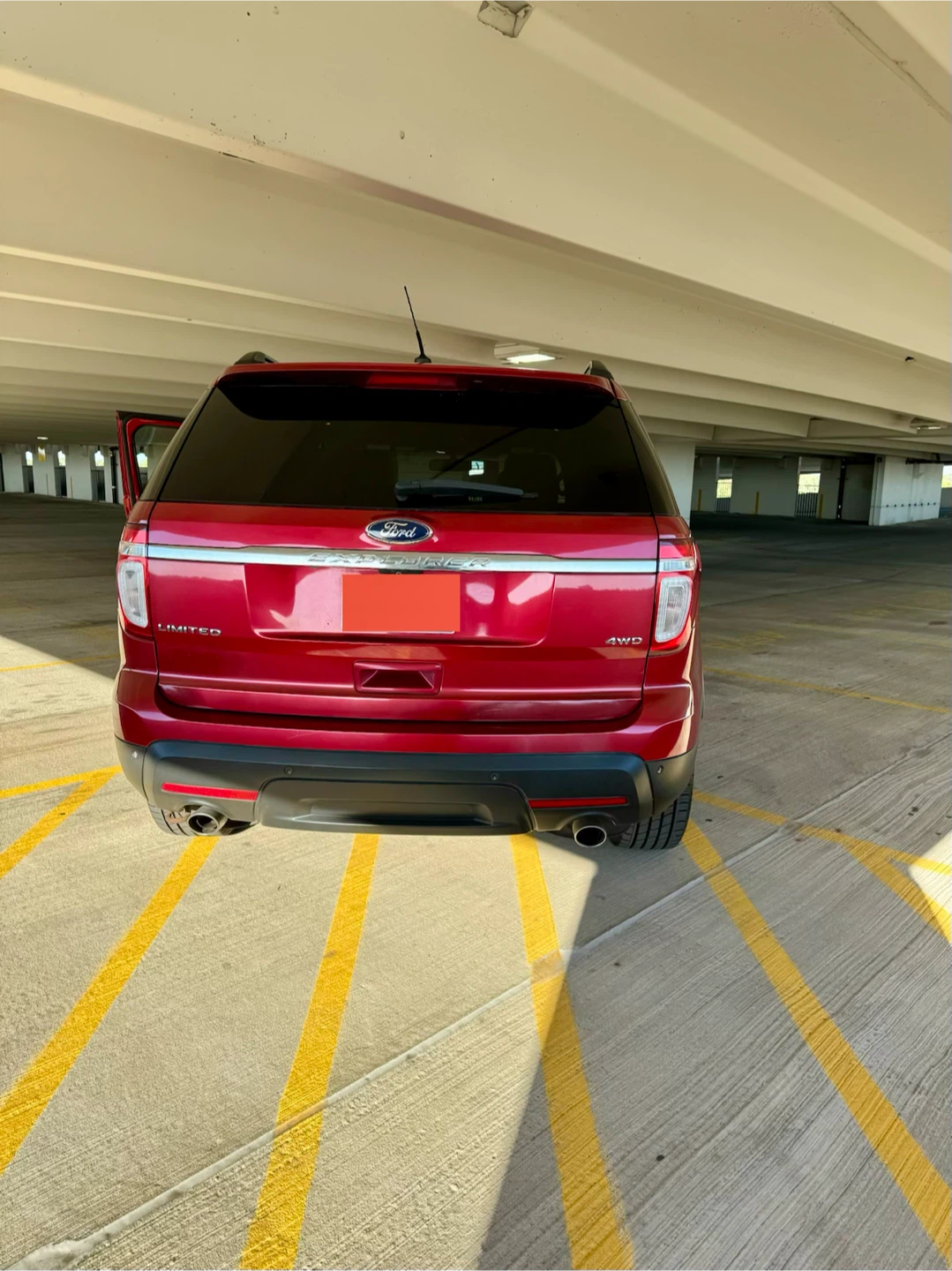 2011 Ford Explorer Limited - photo 4