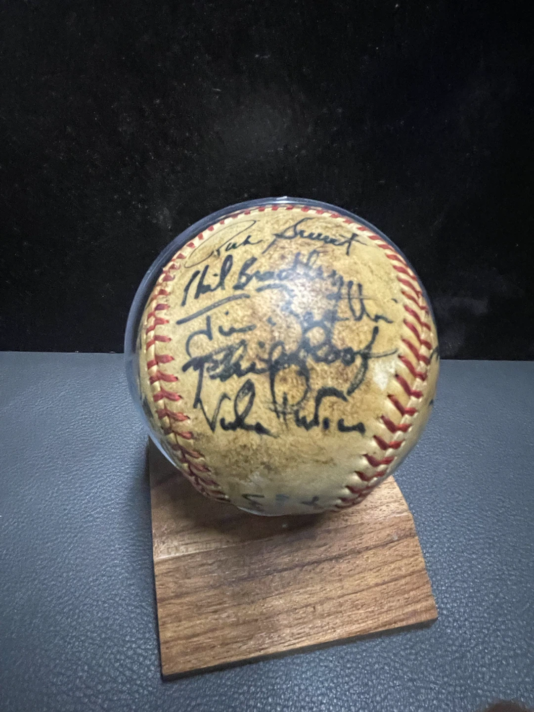 Signed Major League Baseball with Stand - photo 3