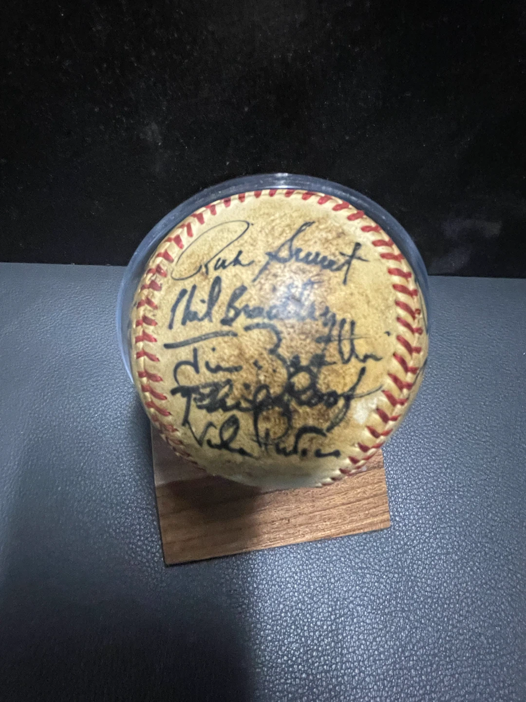 Signed Major League Baseball with Stand - photo 4