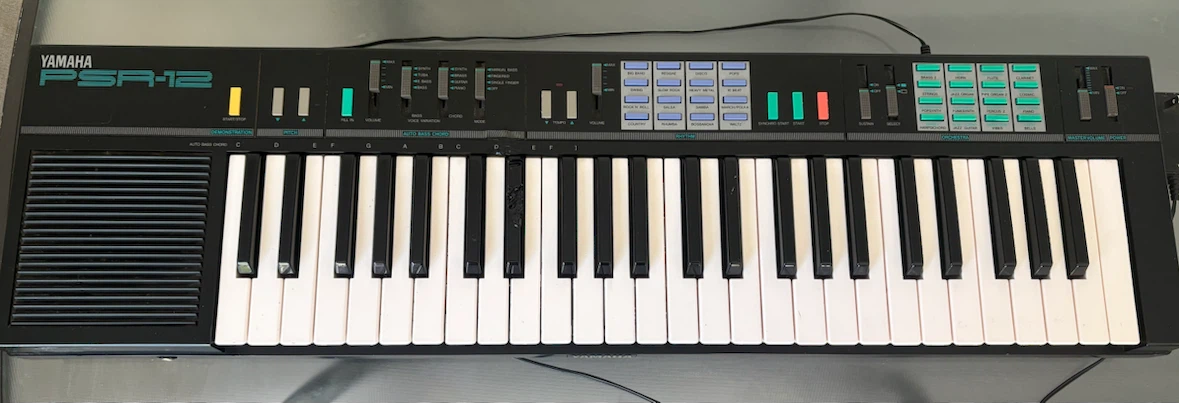 Yamaha PSR-12 Electronic Keyboard
