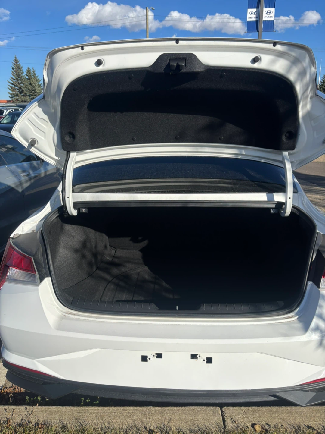 2021 Hyundai Elantra Preferred - photo 4
