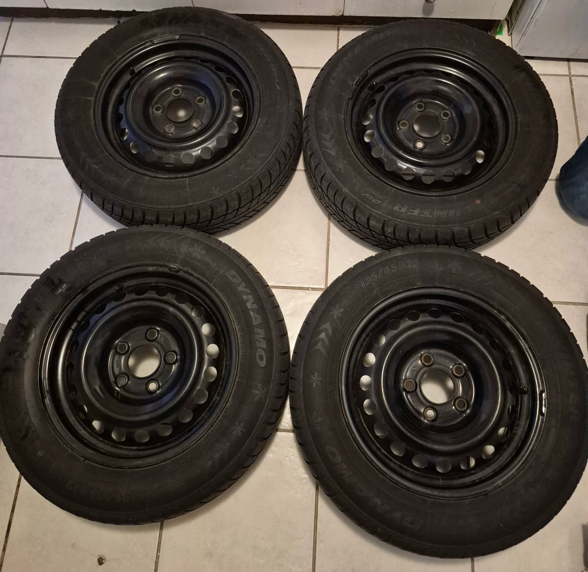Winter Tires 195/65R15 (Dynamo)