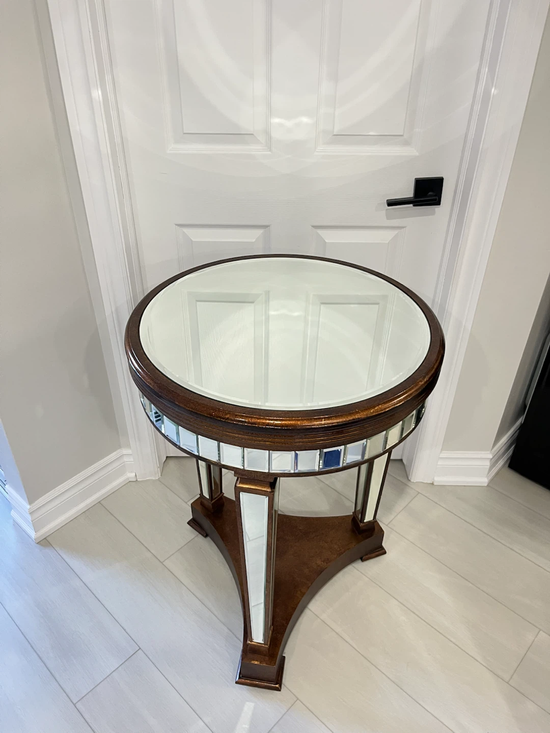 HomeRoots Mirrored Accent Table - photo 3