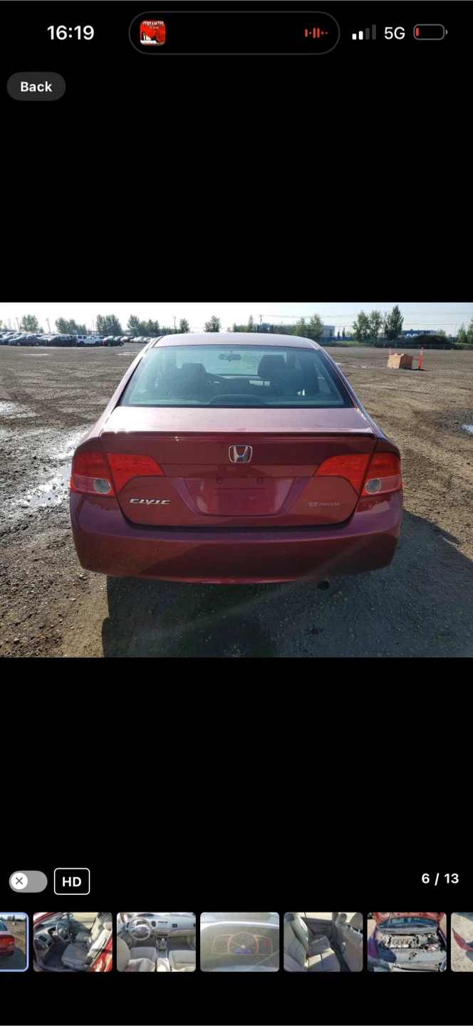Honda Civic Red Sedan - photo 5
