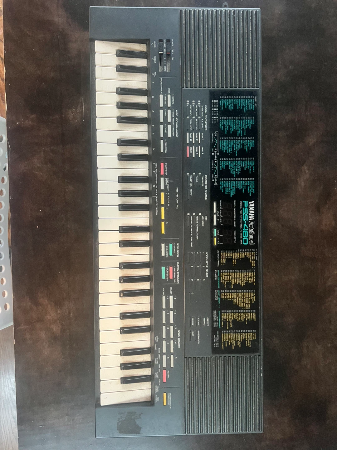 Yamaha PortaSound PSS-480 Synthesizer