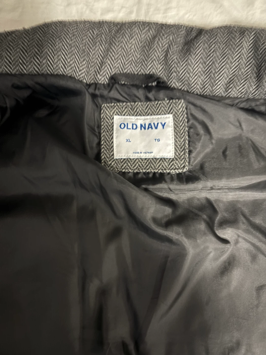 WARM Old Navy Herringbone Puffer Vest XL - photo 2