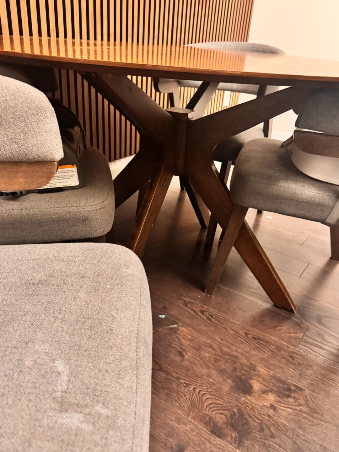 Set of 4 Modern Upholstered Dining Chairs - photo 3