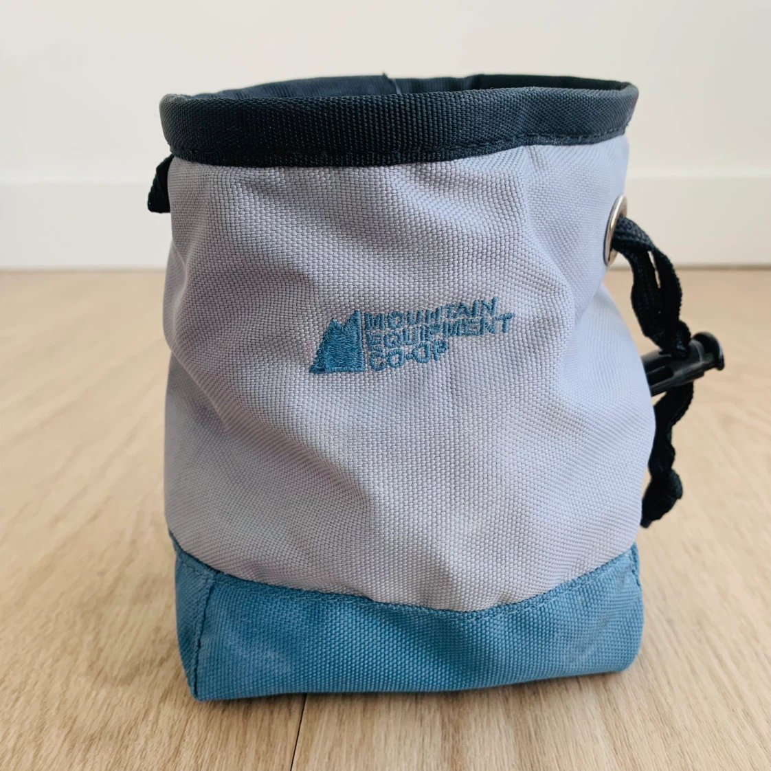 2 x Chalk Bags + Chalk + Climbers Lotion Bar - photo 3