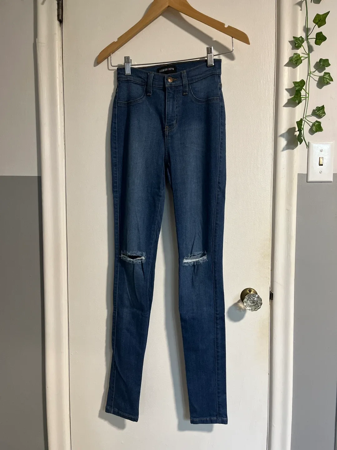 Fashion nova jeans - 7/W27