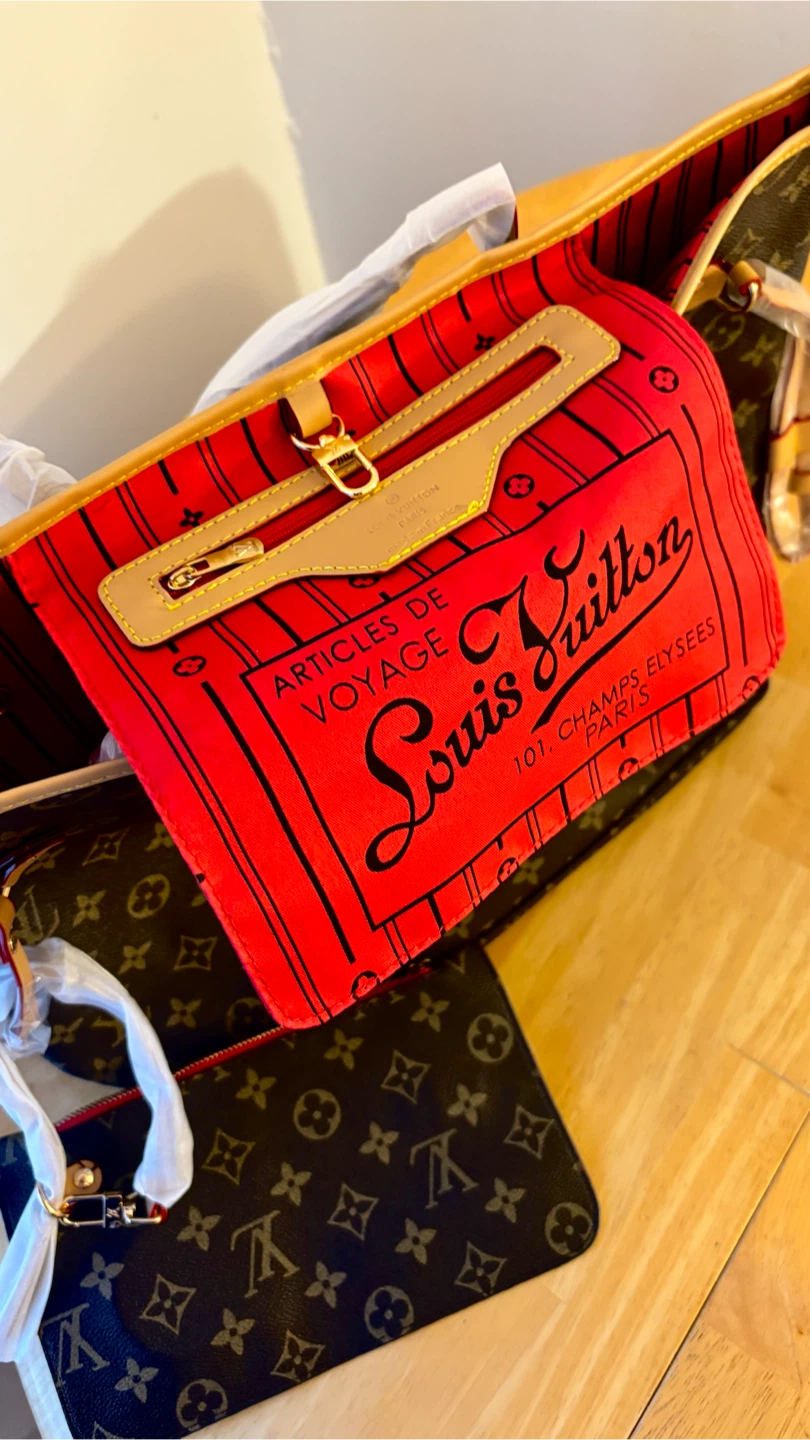 Louis Vuitton Neverfull Tote Bag - photo 5