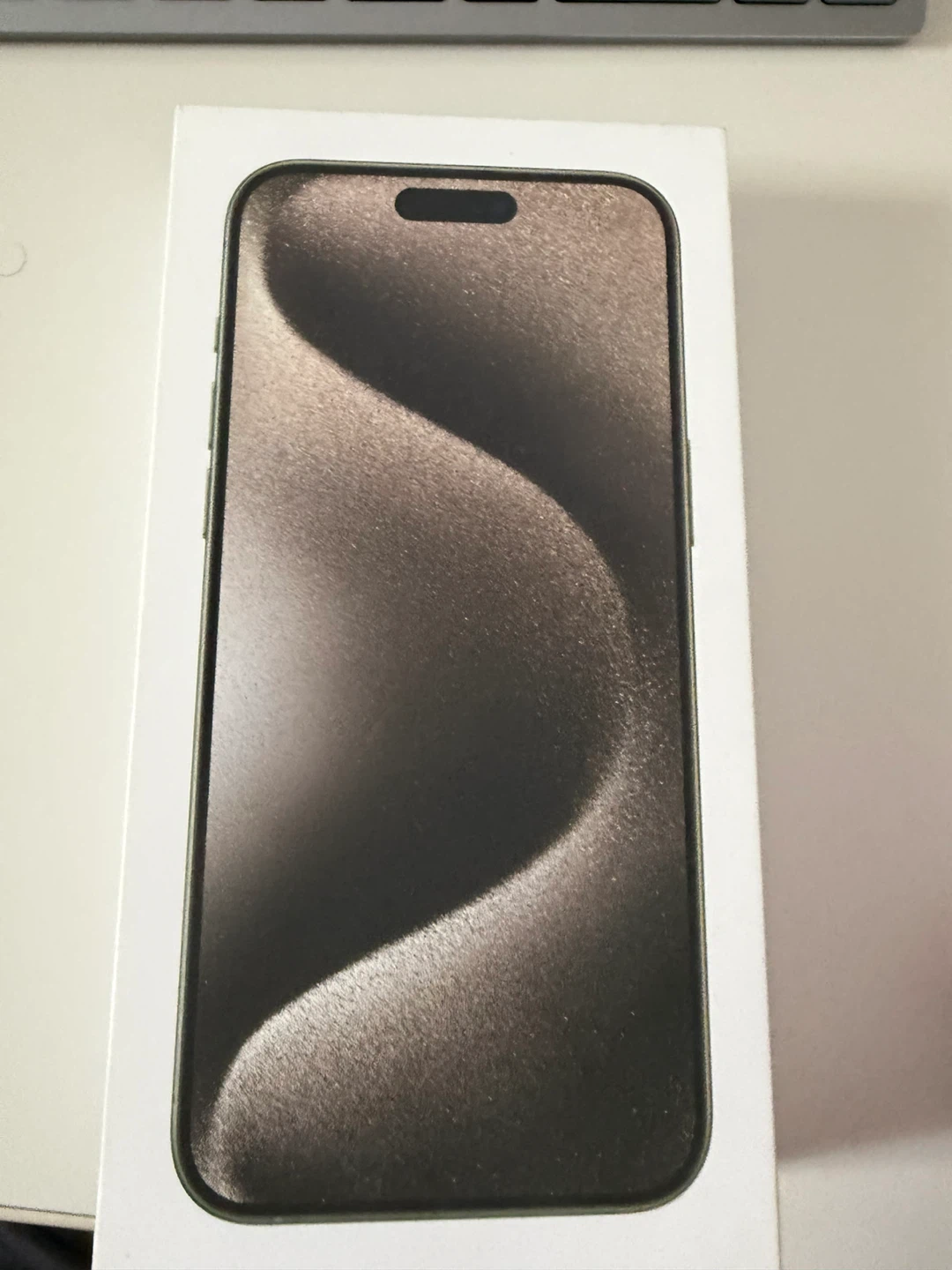 Apple iPhone 15 Pro Max 256GB Natural Titanium Box