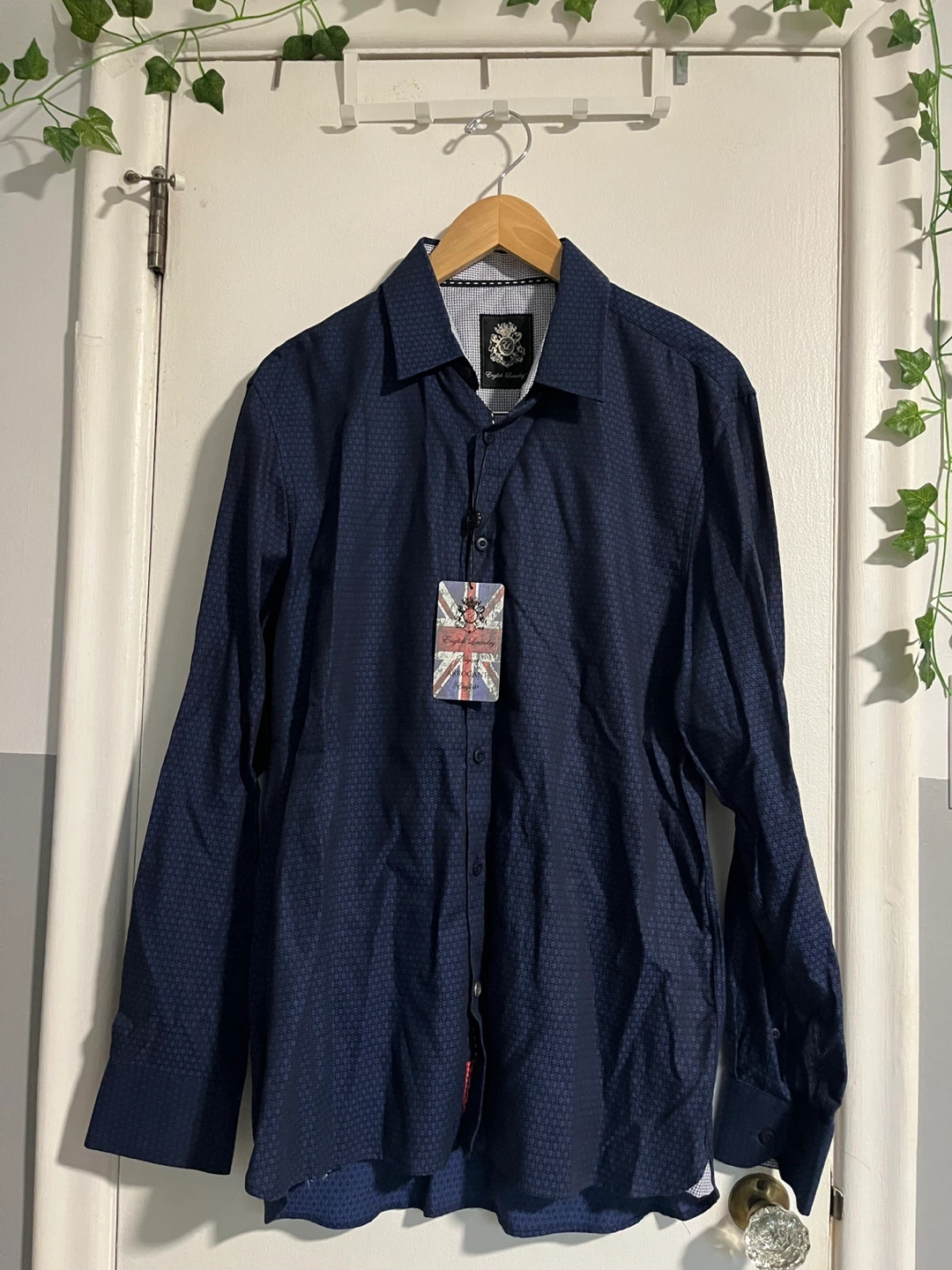 English Laundry Button-Down Shirt - M