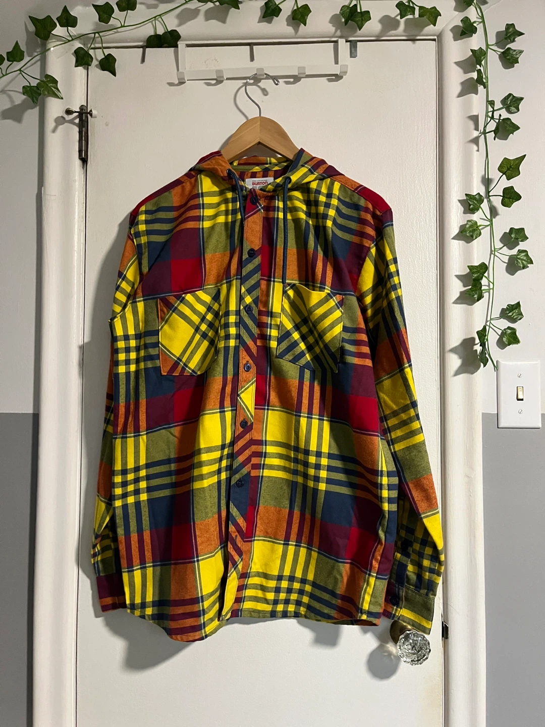 Men’s Burton Plaid Hooded Shirt - S