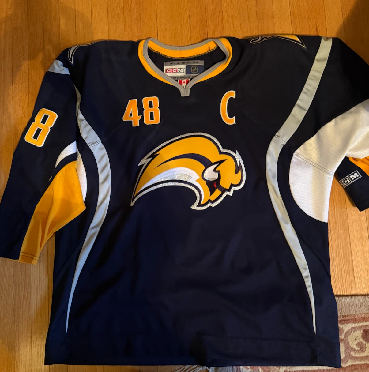 CCM Buffalo Sabres Briere 48 Jersey XL