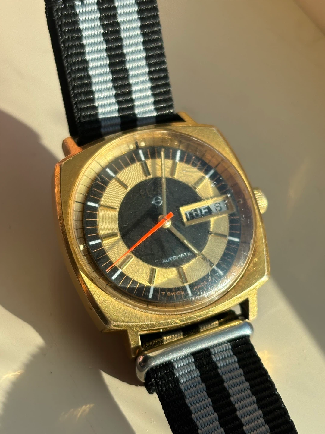 Vintage Elgin Automatic Watch Swiss made gold