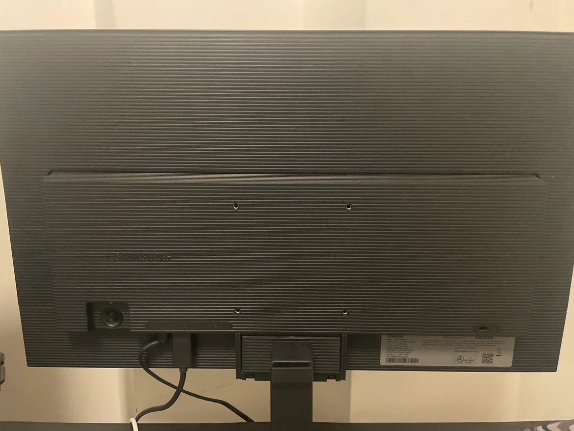 Samsung 24” 1080p 100Hz Monitor – LS24D300G - photo 3