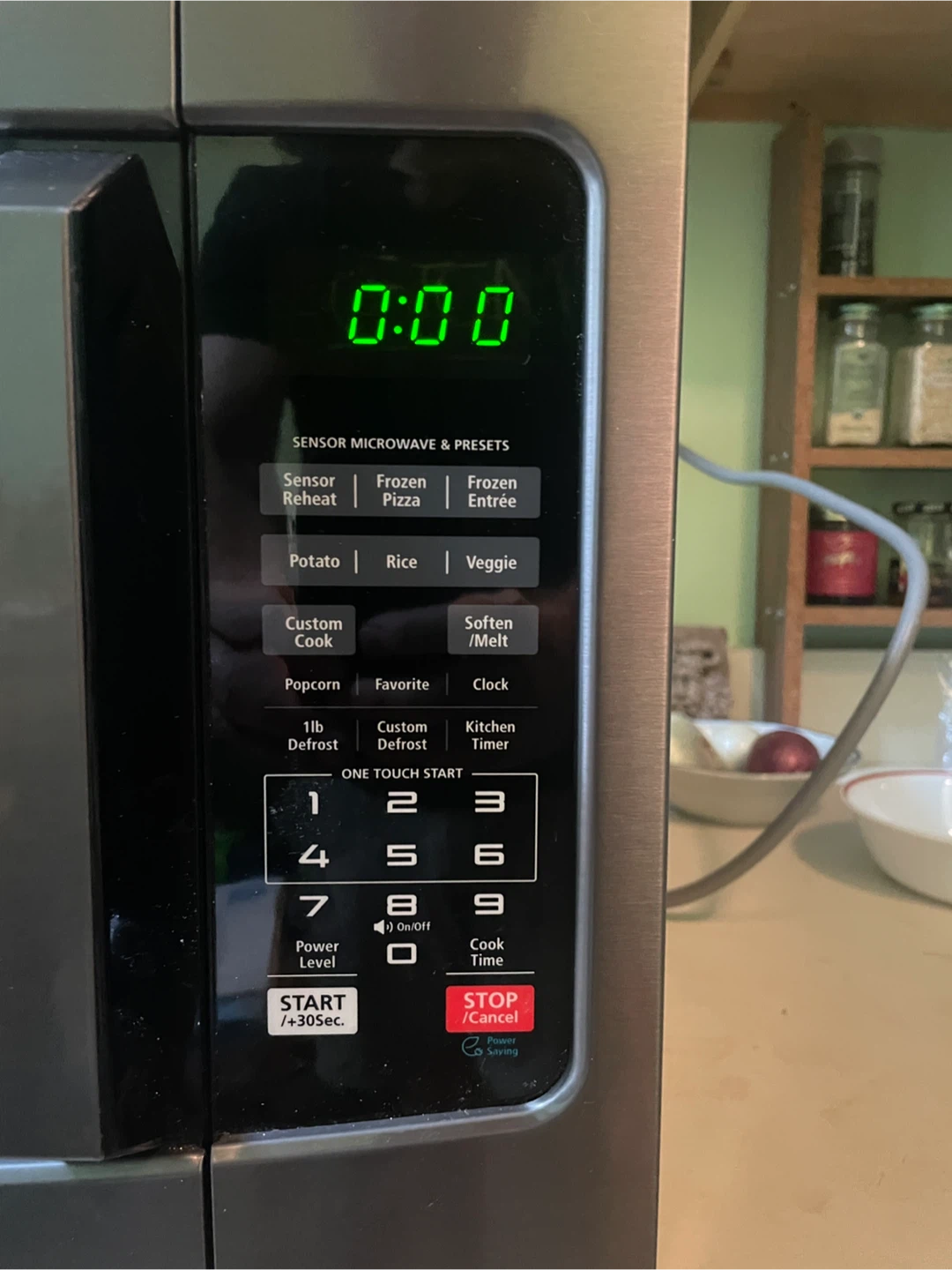 Toshiba Countertop Microwave w/ dish cover - photo 2