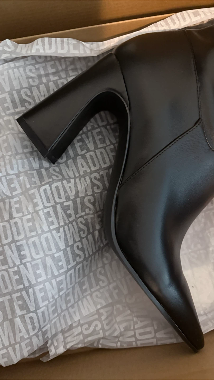 Steven Madden Black Knee-High Boots - photo 2