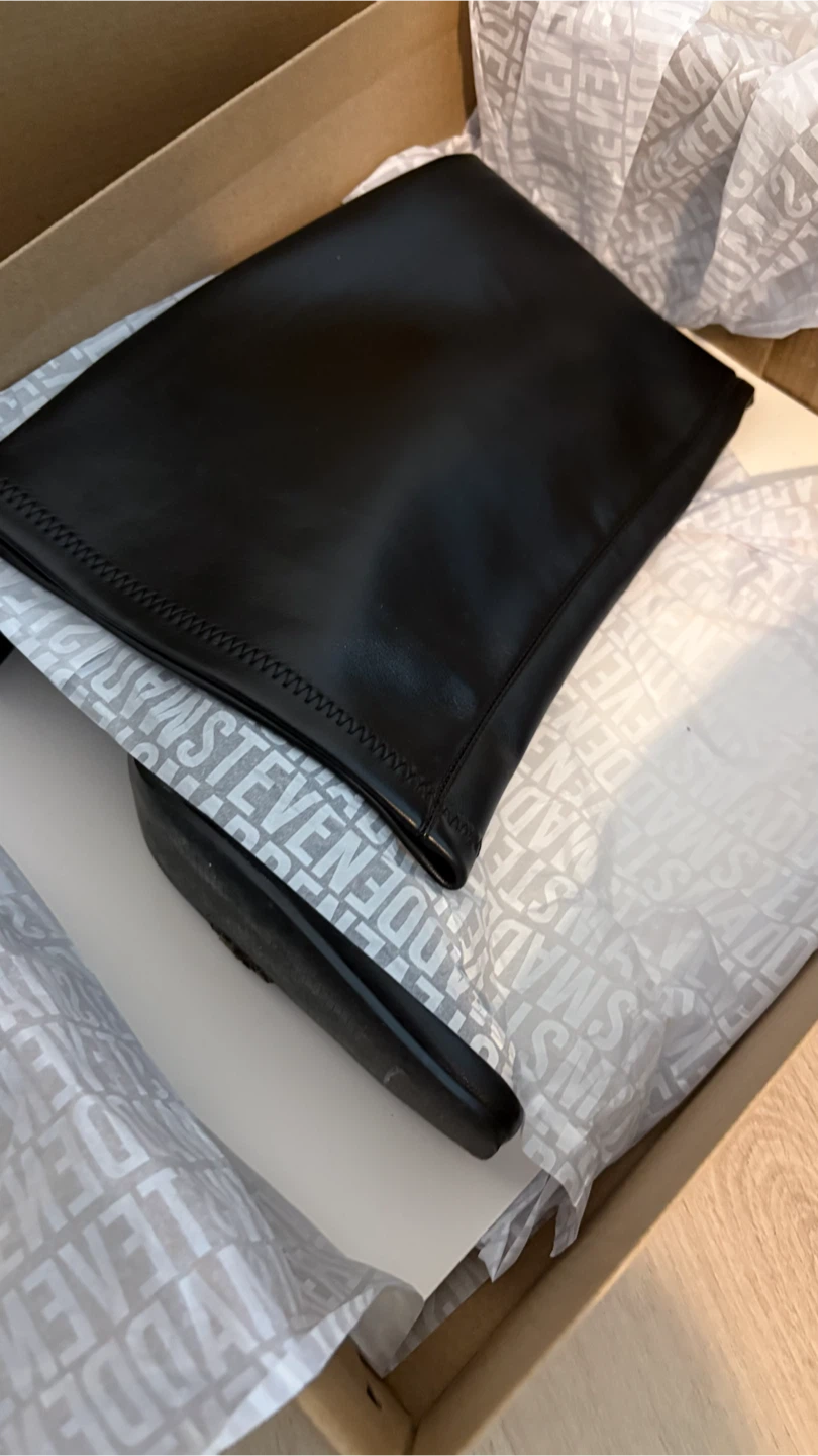 Steven Madden Black Knee-High Boots - photo 4