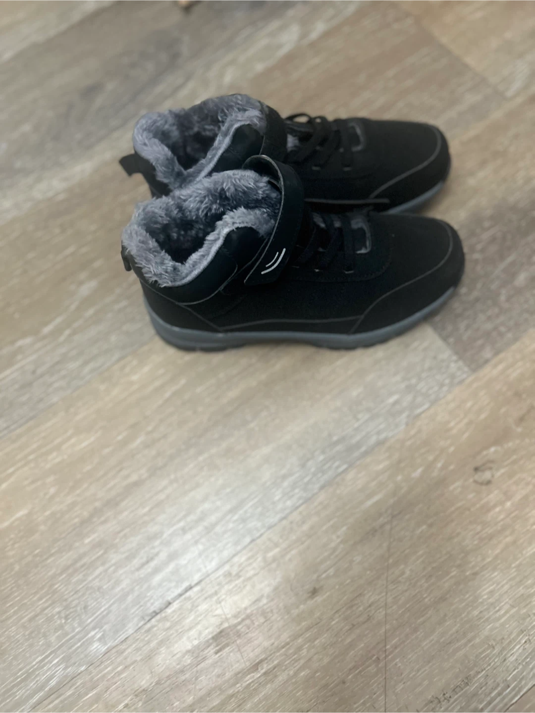 Black Fur-Lined Winter Boots - photo 2