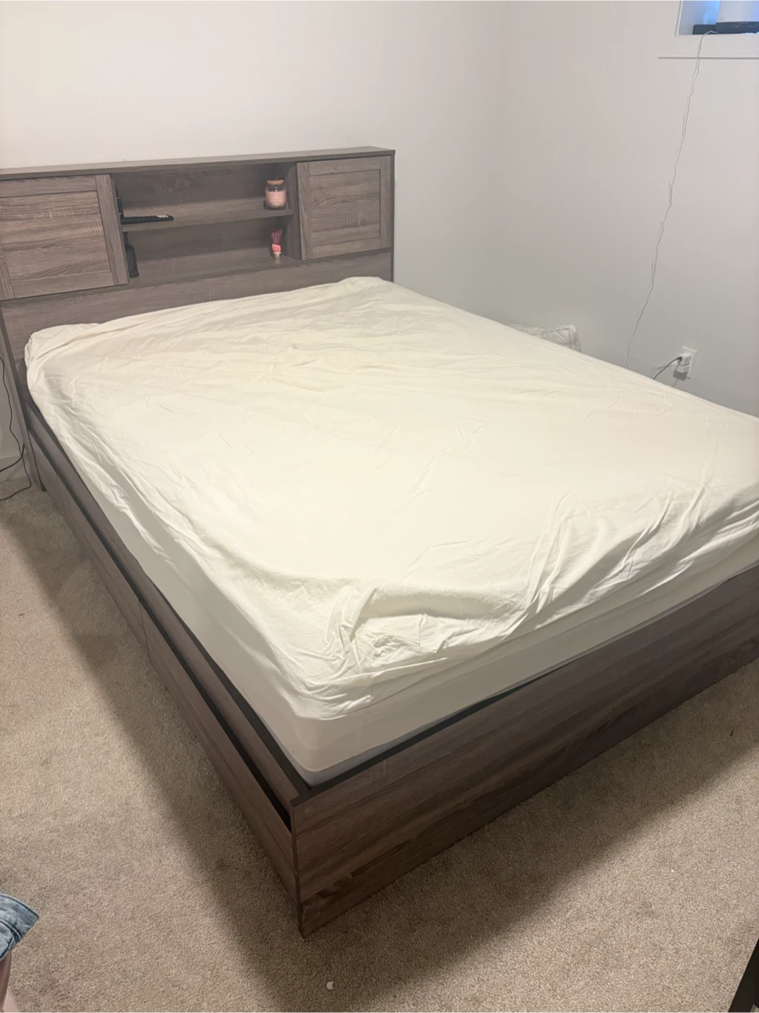 Queen size bed frame with storage headboard - photo 2
