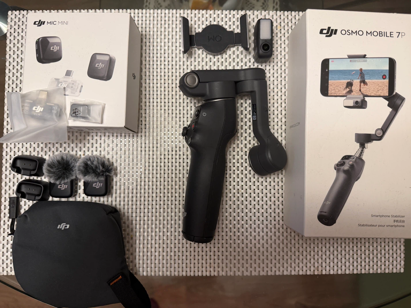 DJI Mic Mini and DJI Osmo Mobile 7P Smartphone Stabilizer