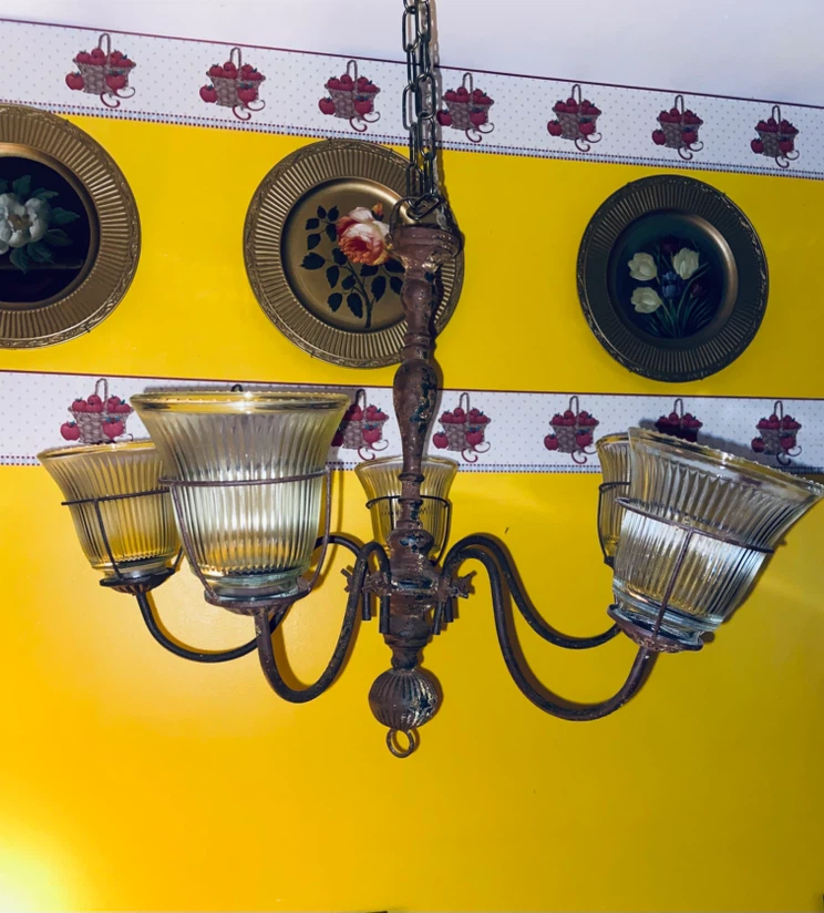 Vintage Rustic Metal Candle Chandelier