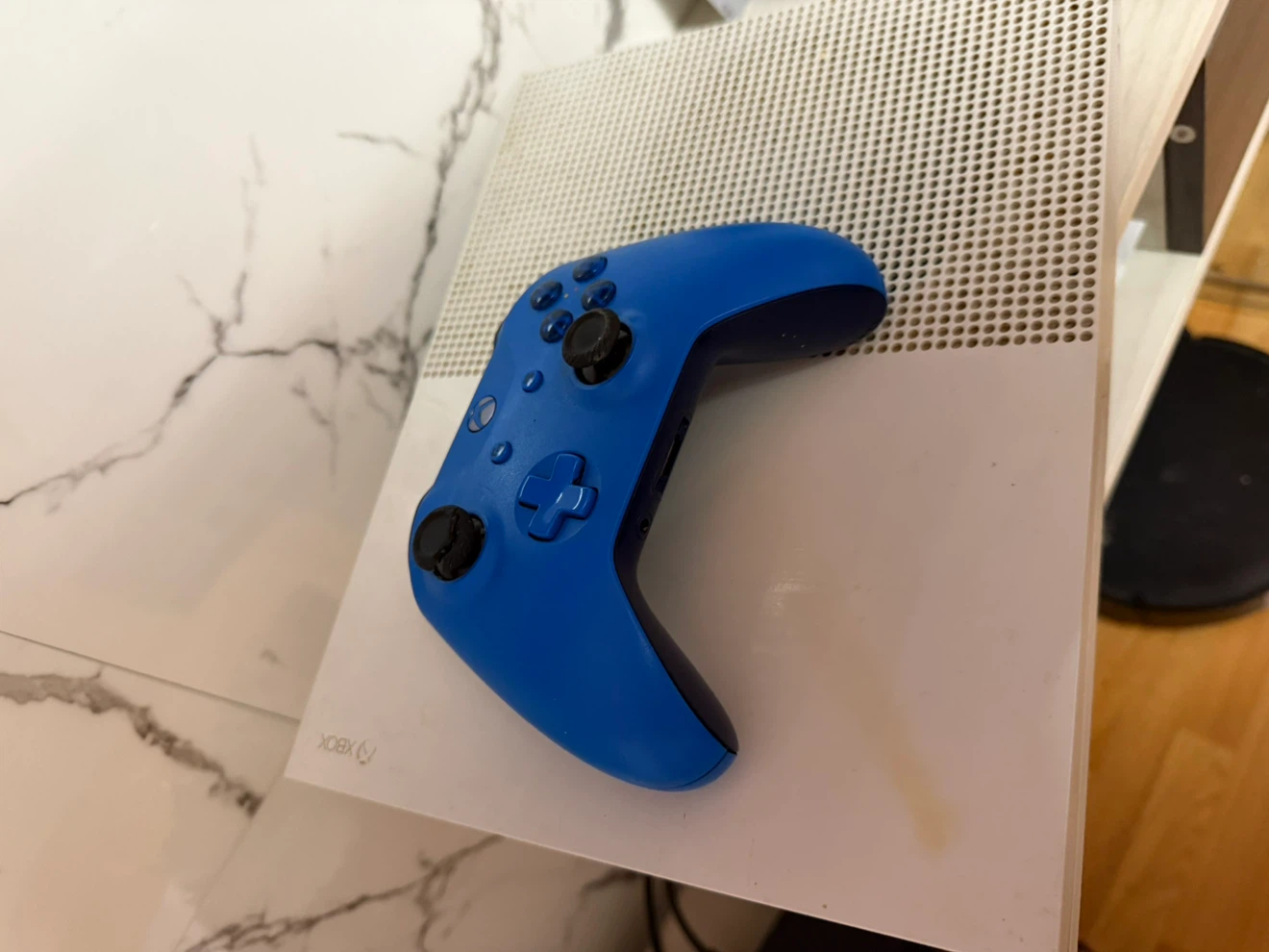 Xbox One S Console with Blue Controller - photo 3