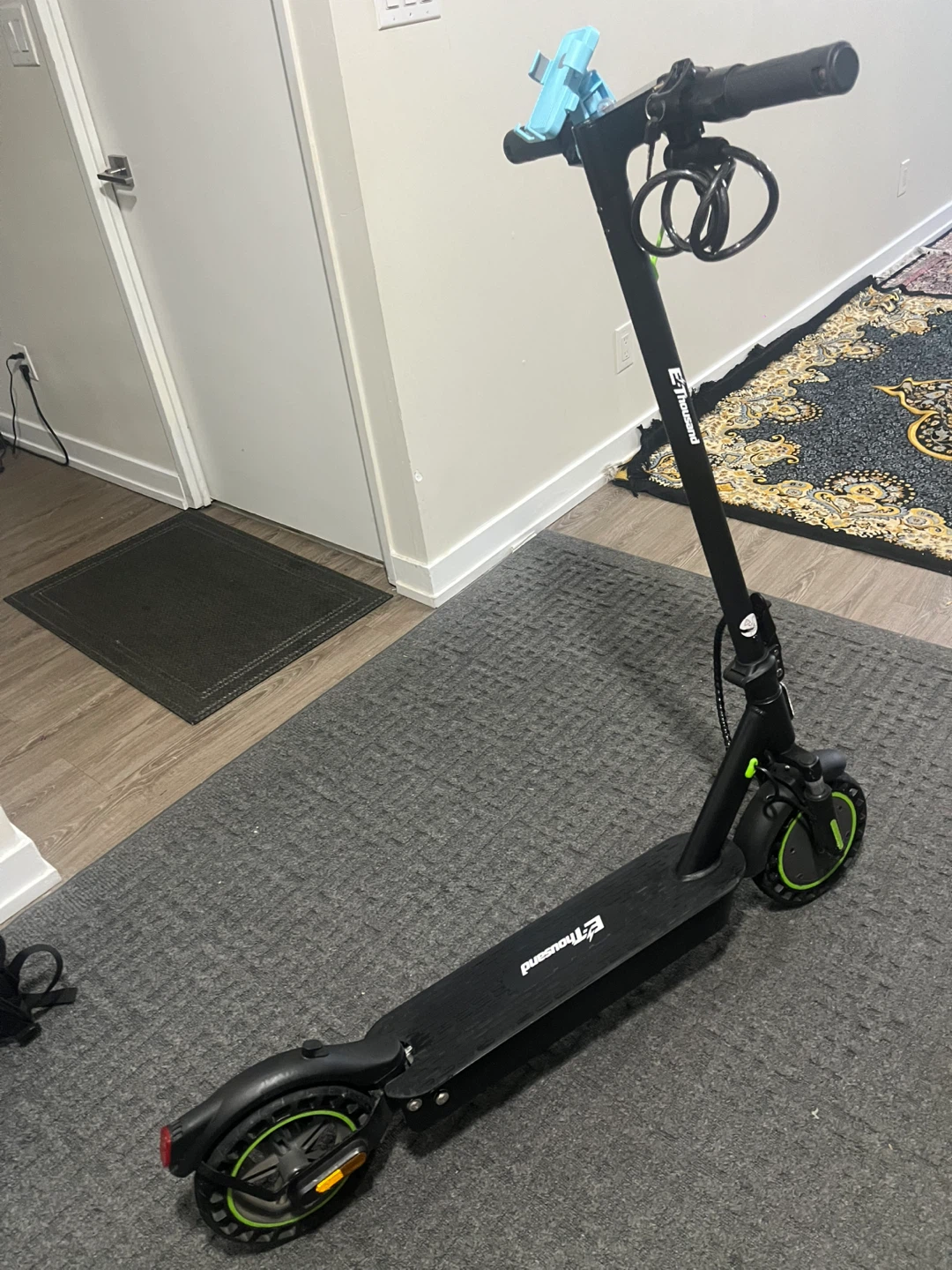 E-Thousand Electric Scooter - photo 3